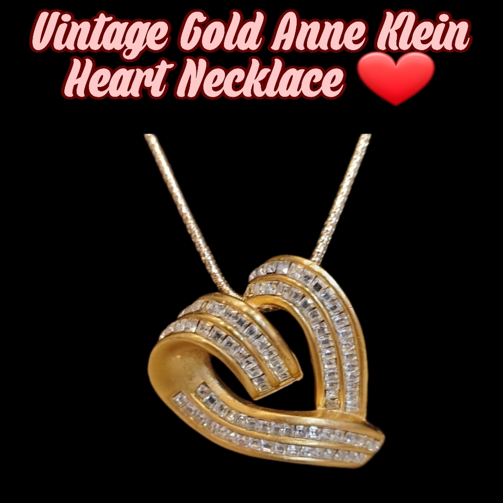 VINTAGE SIGNED ANNE KLEIN HEART NECKLACE super sparkly. Nice stones. CZs